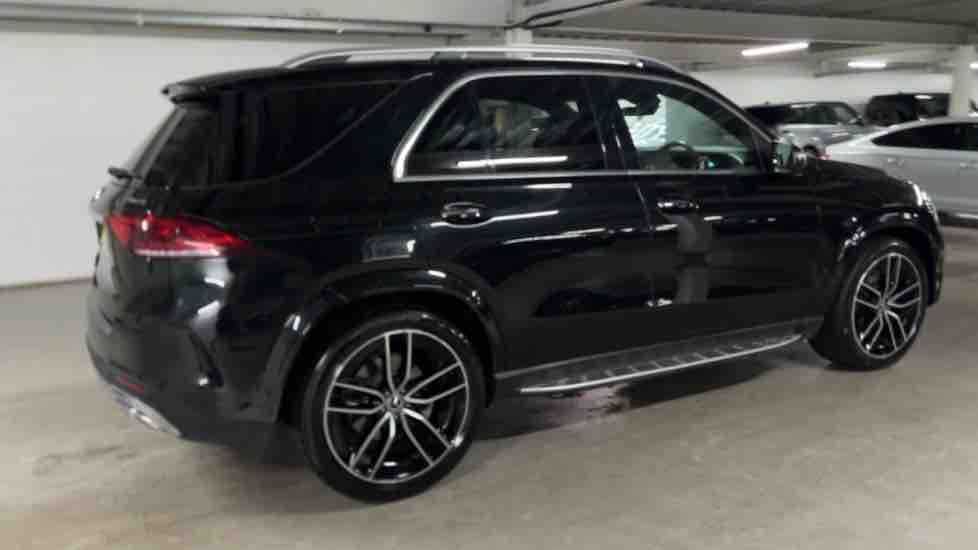 More views of Mercedes-Benz GLE