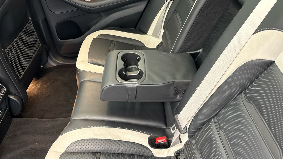 Mercedes-Benz GLE Image 9