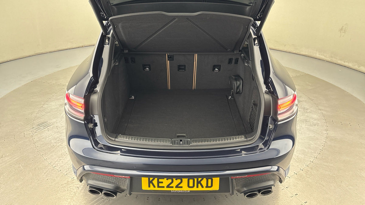 Porsche Macan Image 11