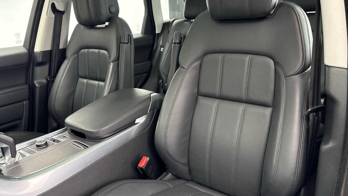 Land Rover Range Rover Sport Image 7