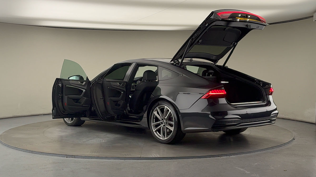 More views of Audi A7