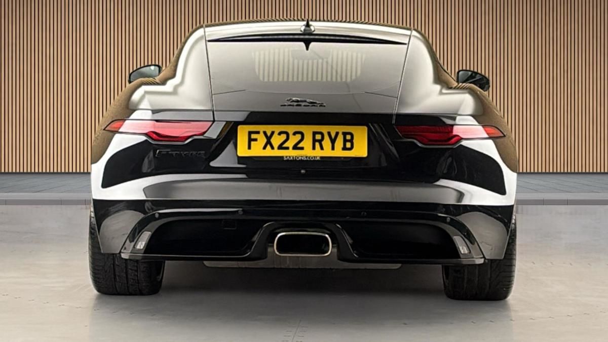 Jaguar F-Type Image 4