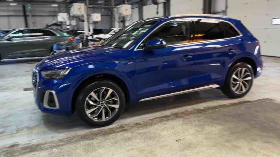 More views of Audi Q5