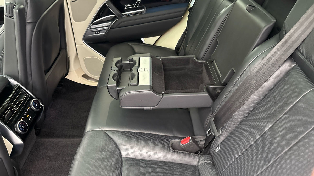 Land Rover Range Rover Image 9