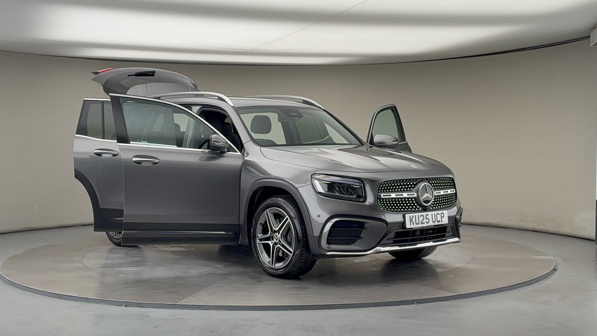 More views of Mercedes-Benz GLB