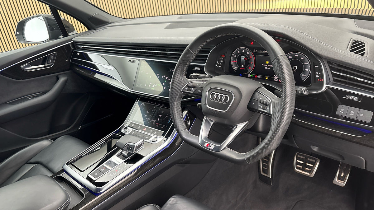 Audi Q7 Image 5