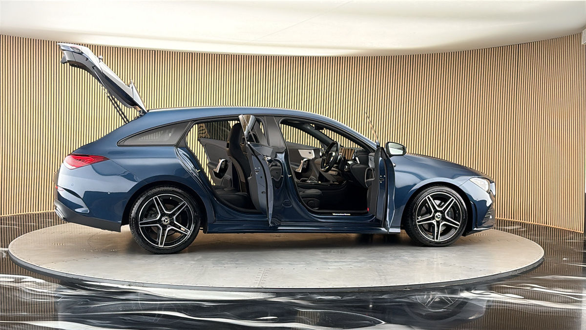 More views of Mercedes-Benz CLA