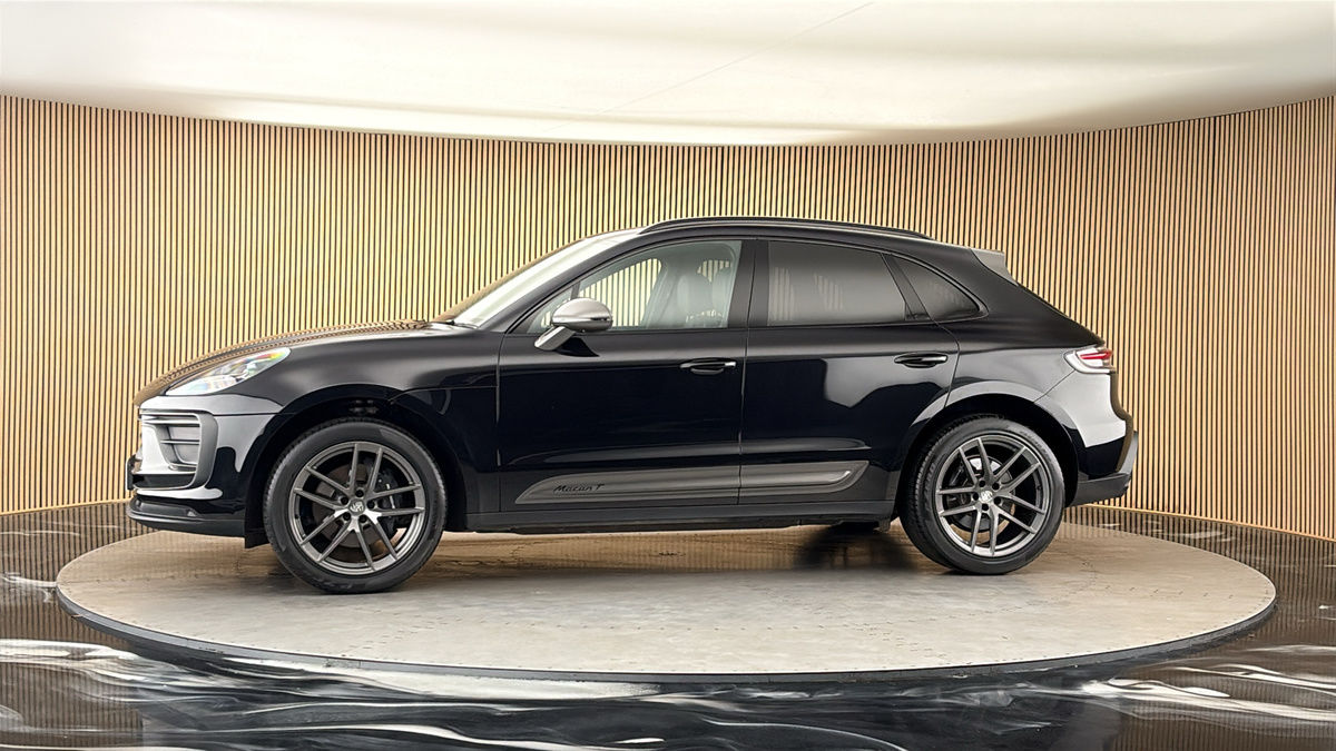 More views of Porsche Macan