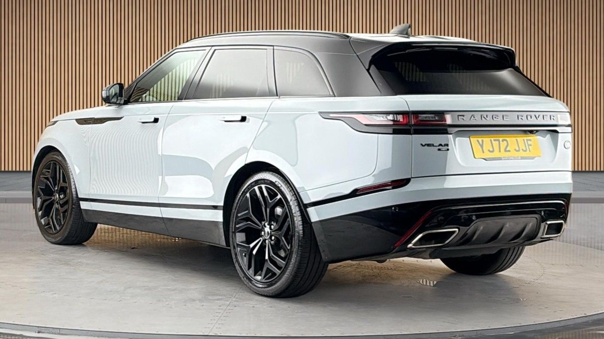 Land Rover Range Rover Velar Image 2