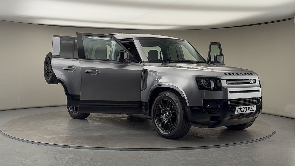 More views of Land Rover Defender 110