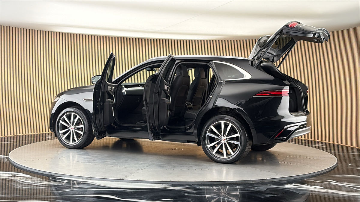 More views of Jaguar F-PACE