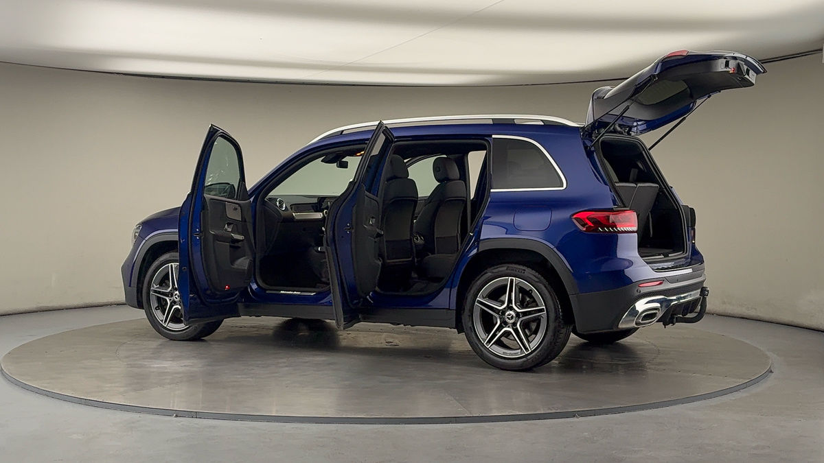 More views of Mercedes-Benz GLB