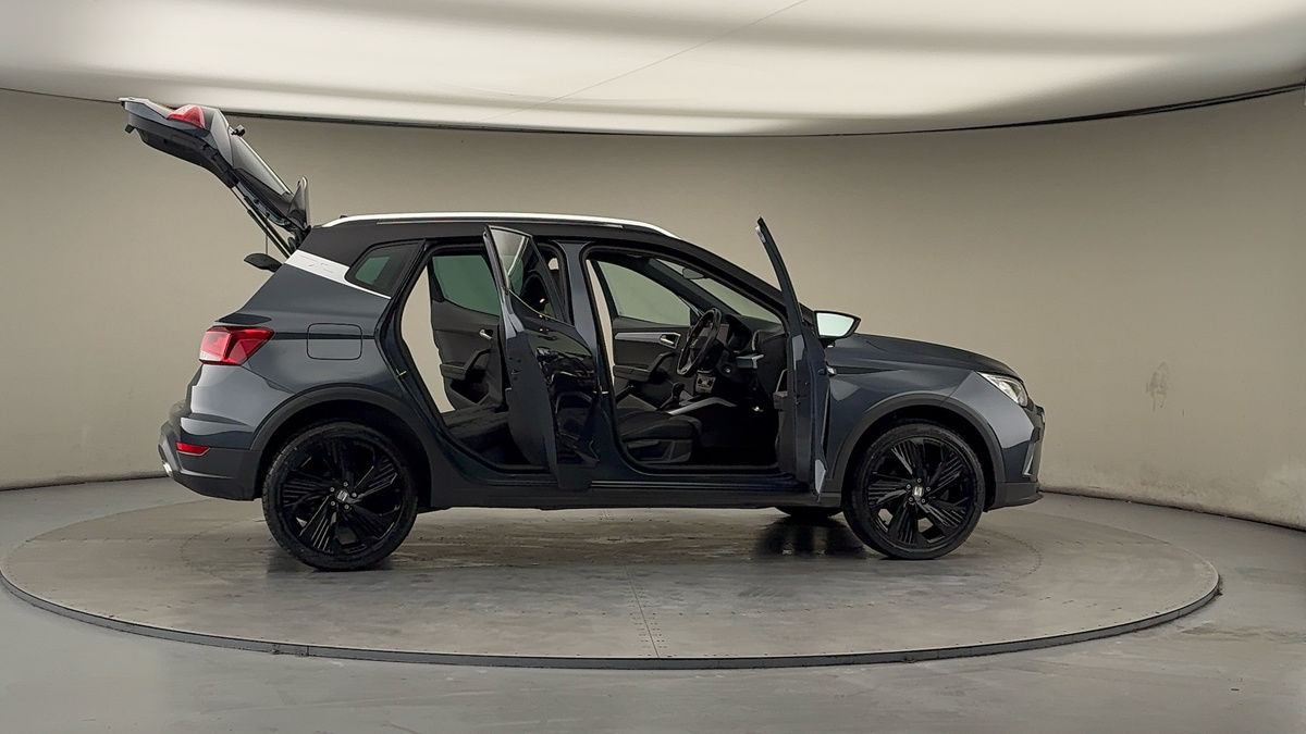 More views of SEAT Arona