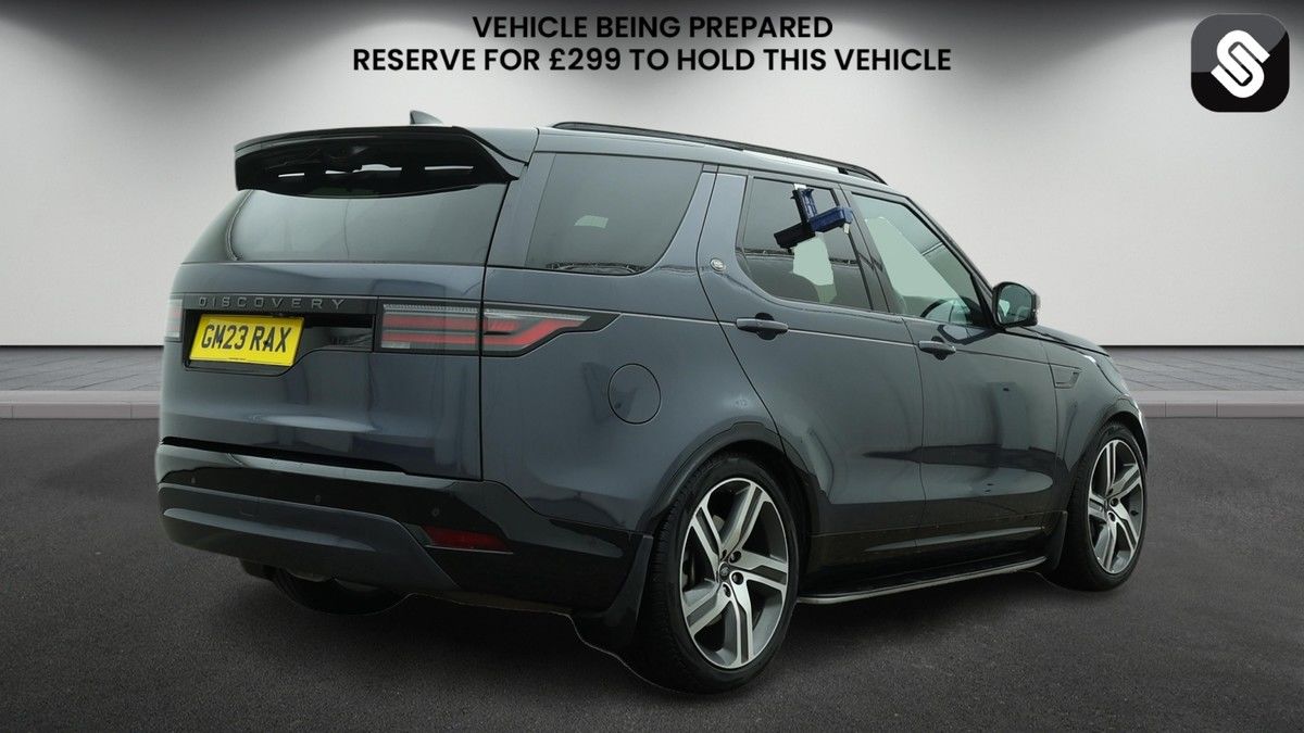 Land Rover Discovery Image 4