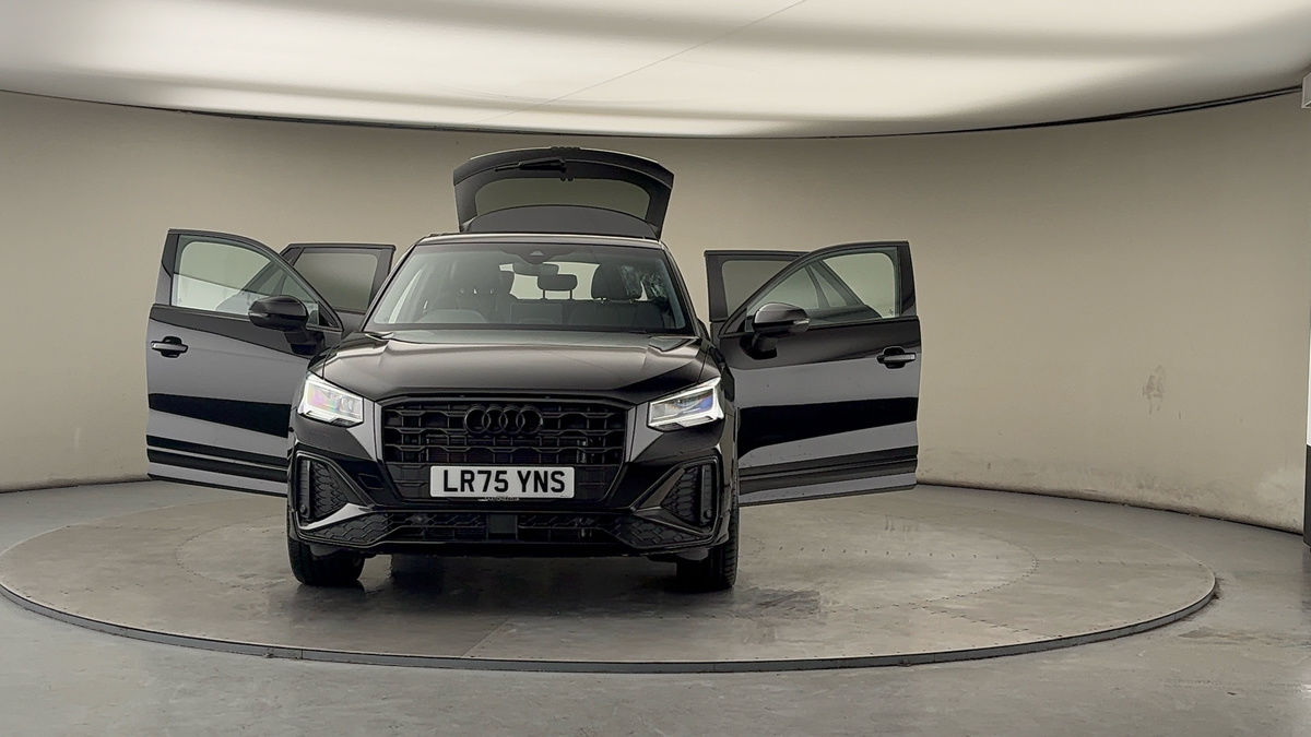 More views of Audi Q2