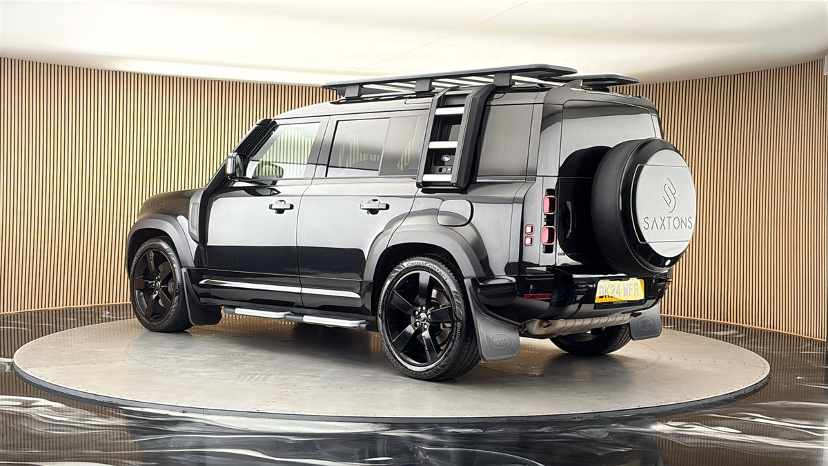 More views of Land Rover Defender 110