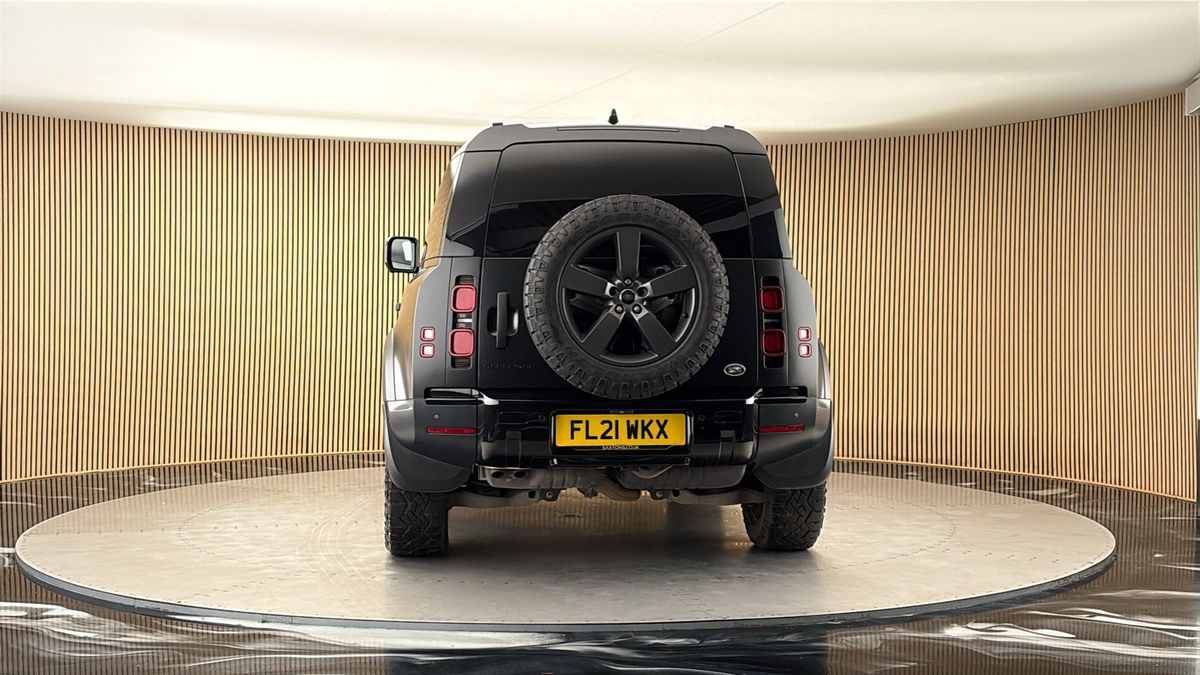 More views of Land Rover Defender 90