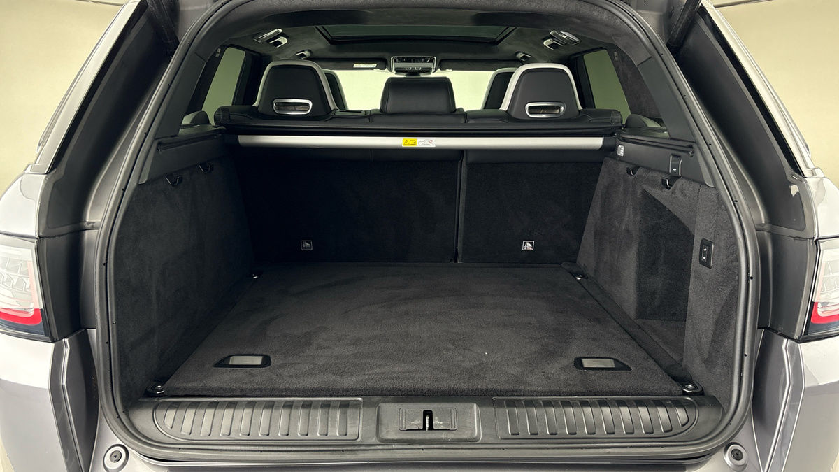 Land Rover Range Rover Sport Image 11