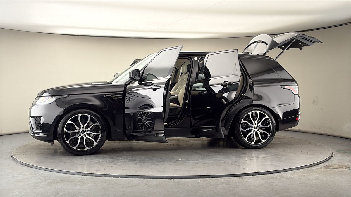 More views of Land Rover Range Rover Sport