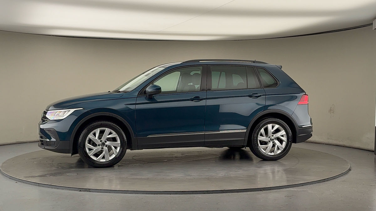 More views of Volkswagen Tiguan