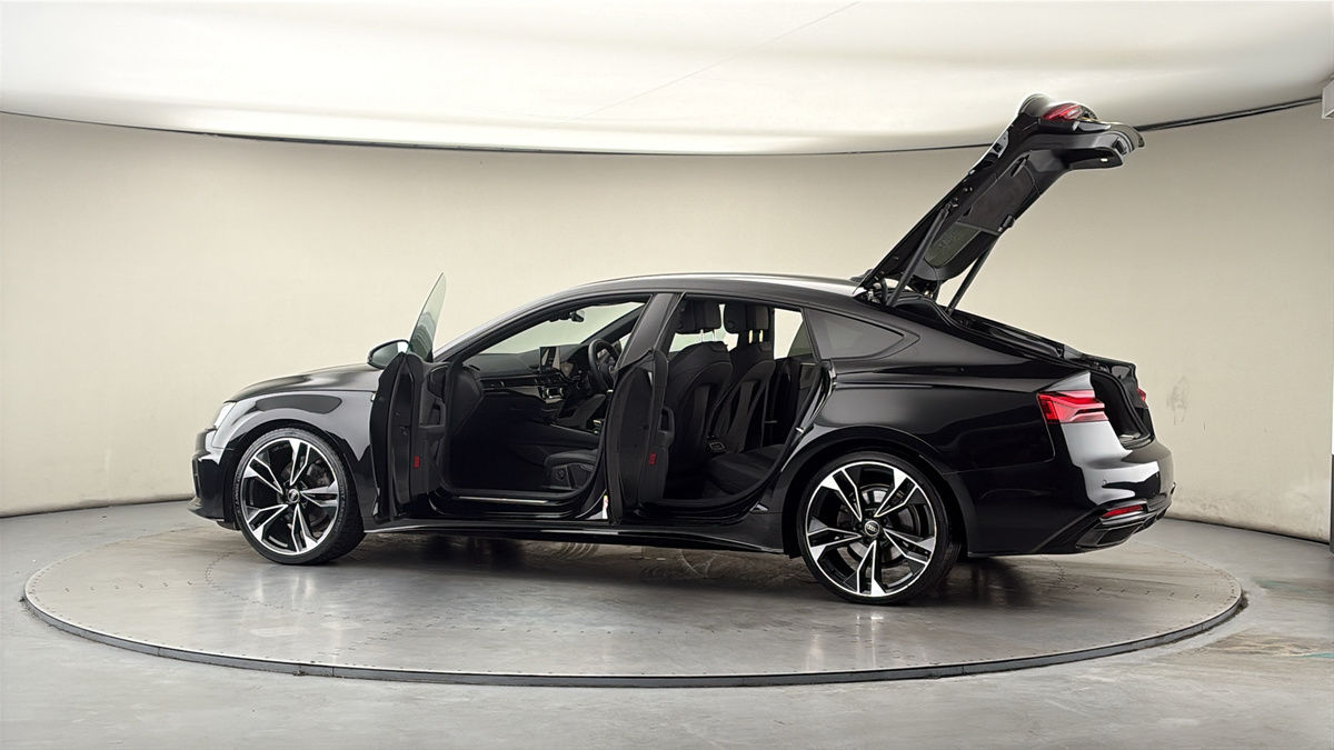 More views of Audi A5