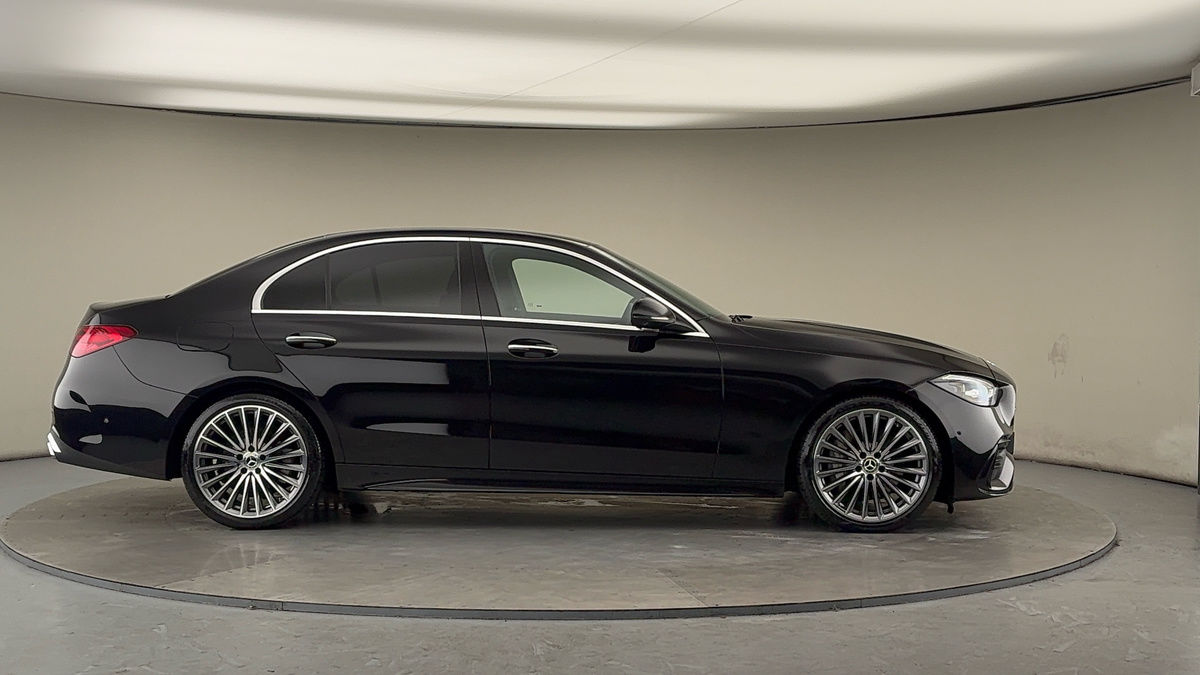 Mercedes-Benz C Class Image 16