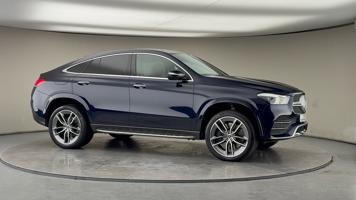 More views of Mercedes-Benz GLE