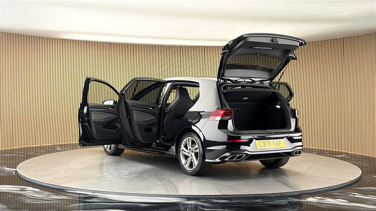 Volkswagen Golf Image 23