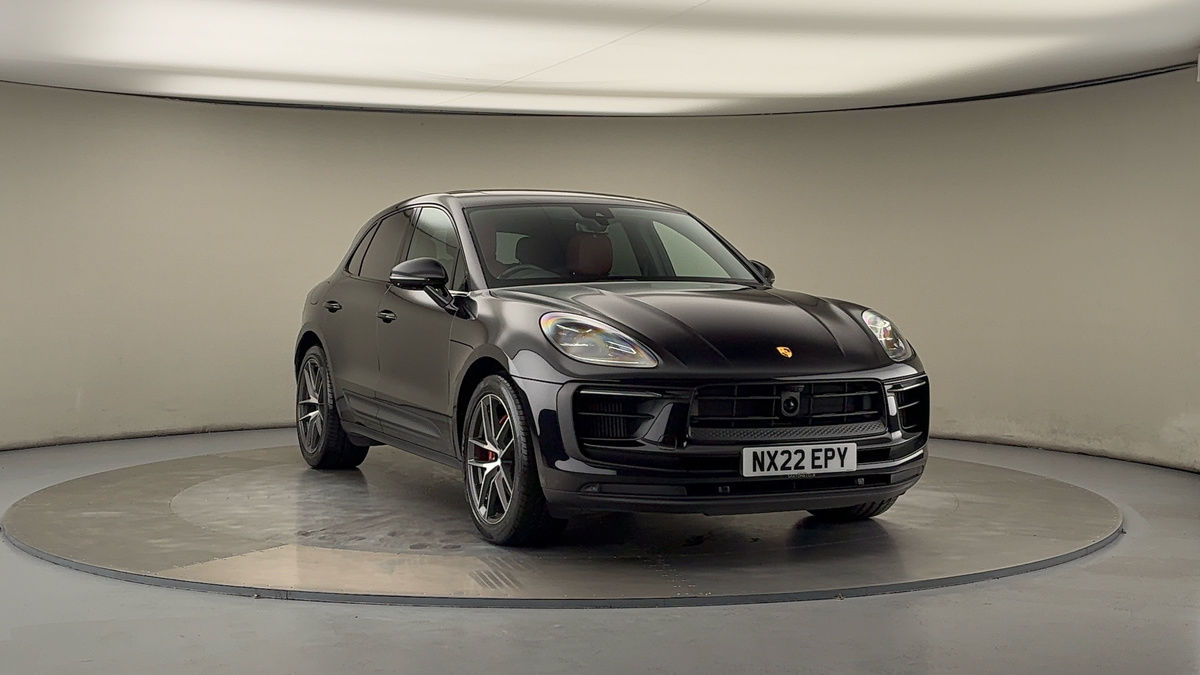 More views of Porsche Macan