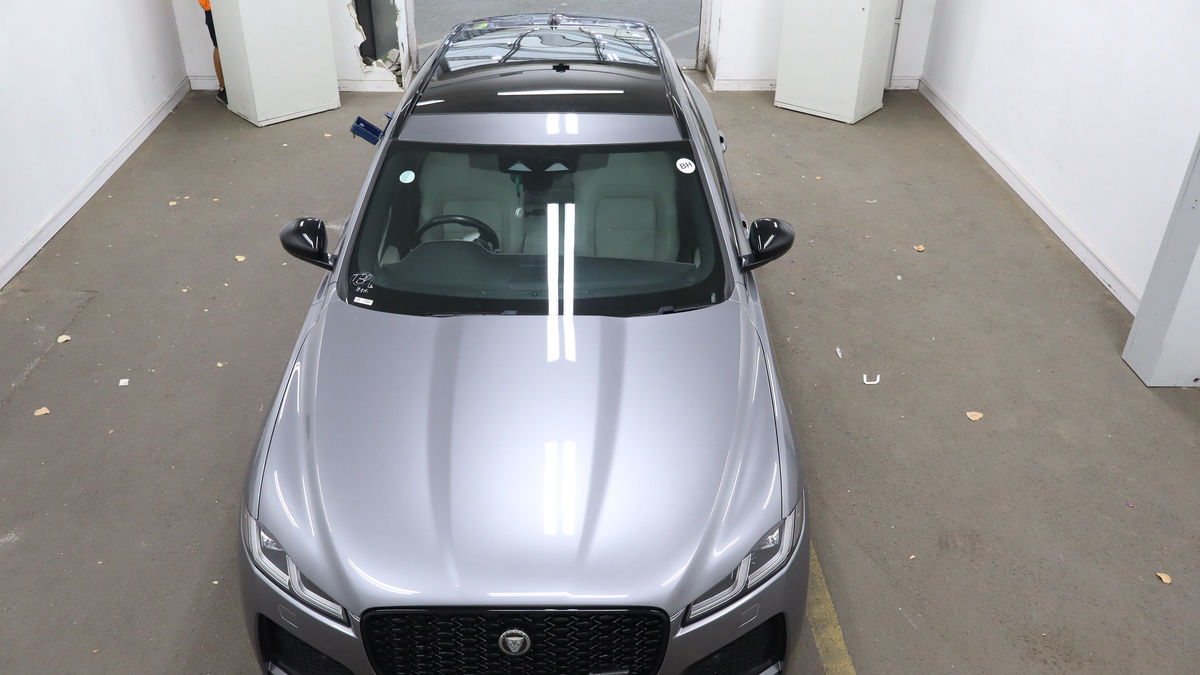 Jaguar F-PACE Image 7