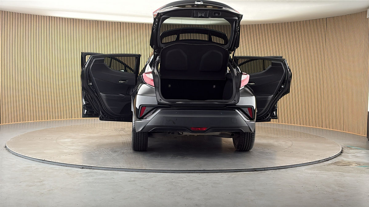 More views of Toyota C-HR