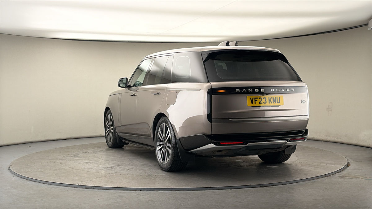 More views of Land Rover Range Rover