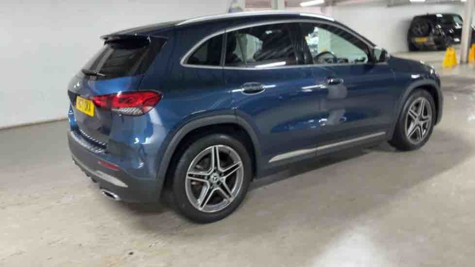 More views of Mercedes-Benz GLA