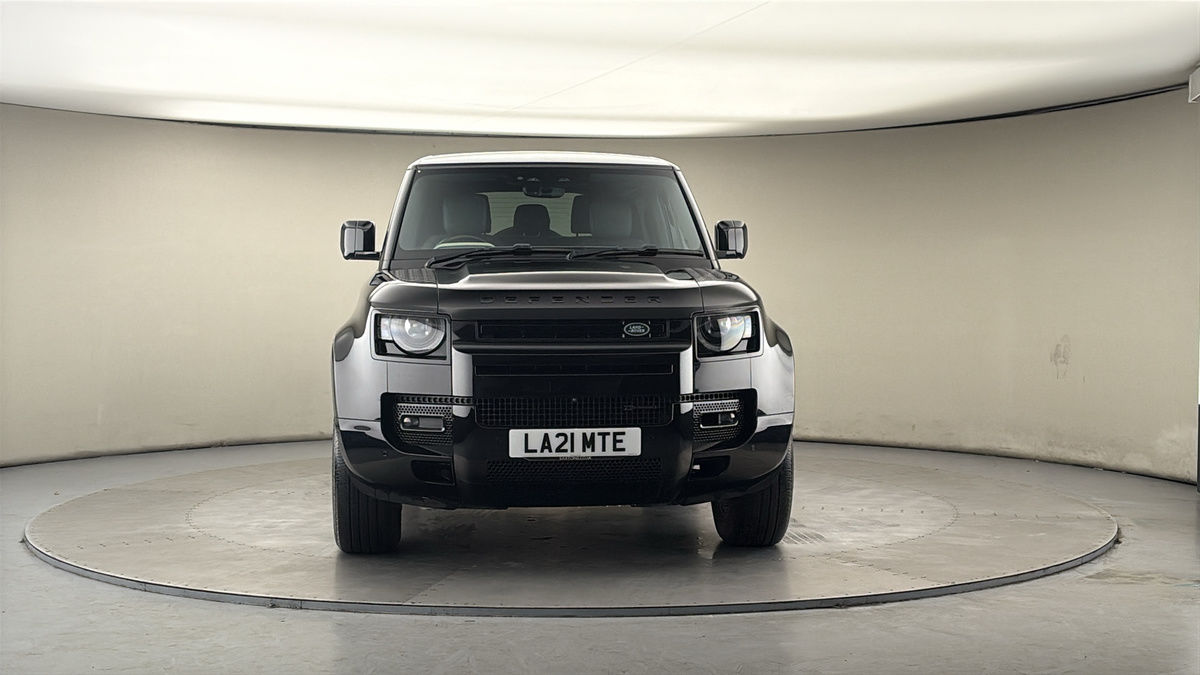 More views of Land Rover Defender 90