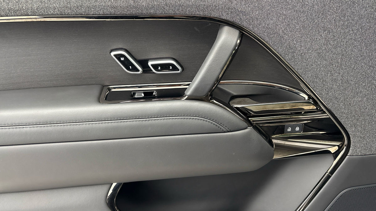Land Rover Range Rover Sport Image 19