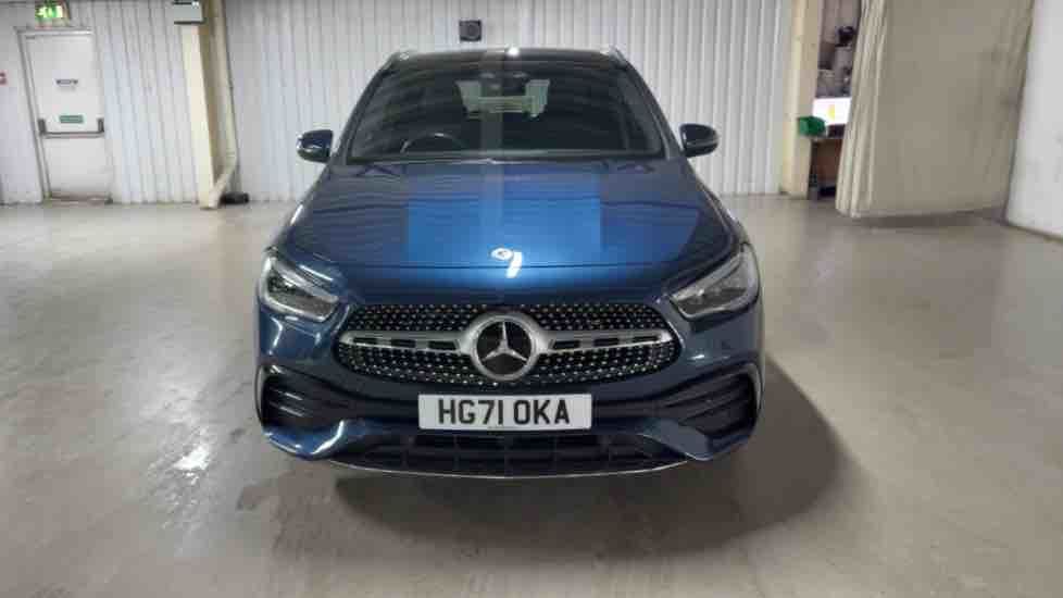 More views of Mercedes-Benz GLA