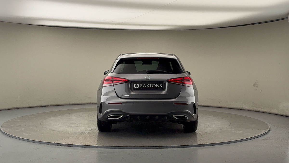 Mercedes-Benz A Class Image 4