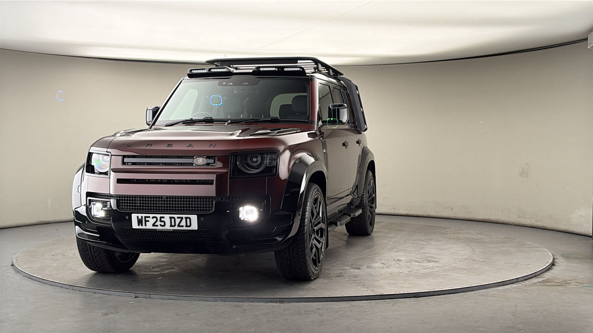 More views of Land Rover Defender 110