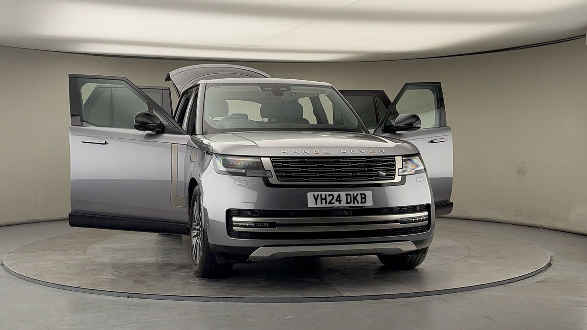 More views of Land Rover Range Rover