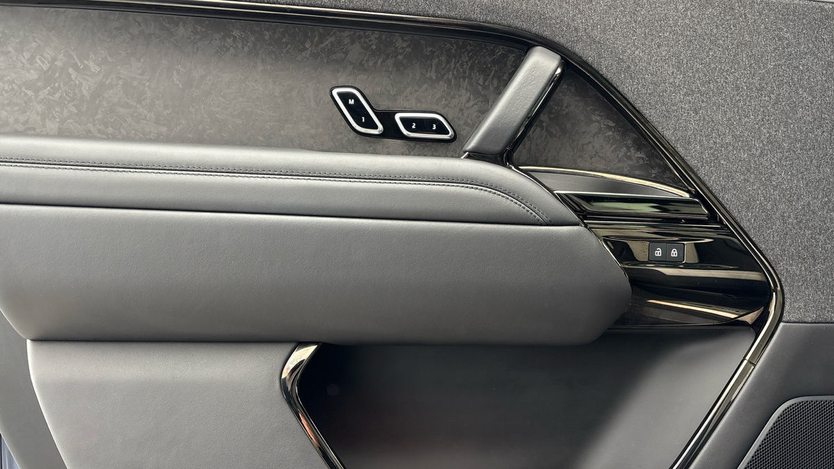 Land Rover Range Rover Sport Image 19