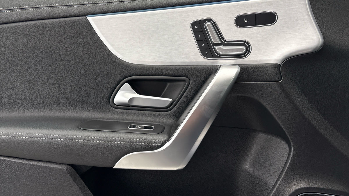 Mercedes-Benz A Class Image 19