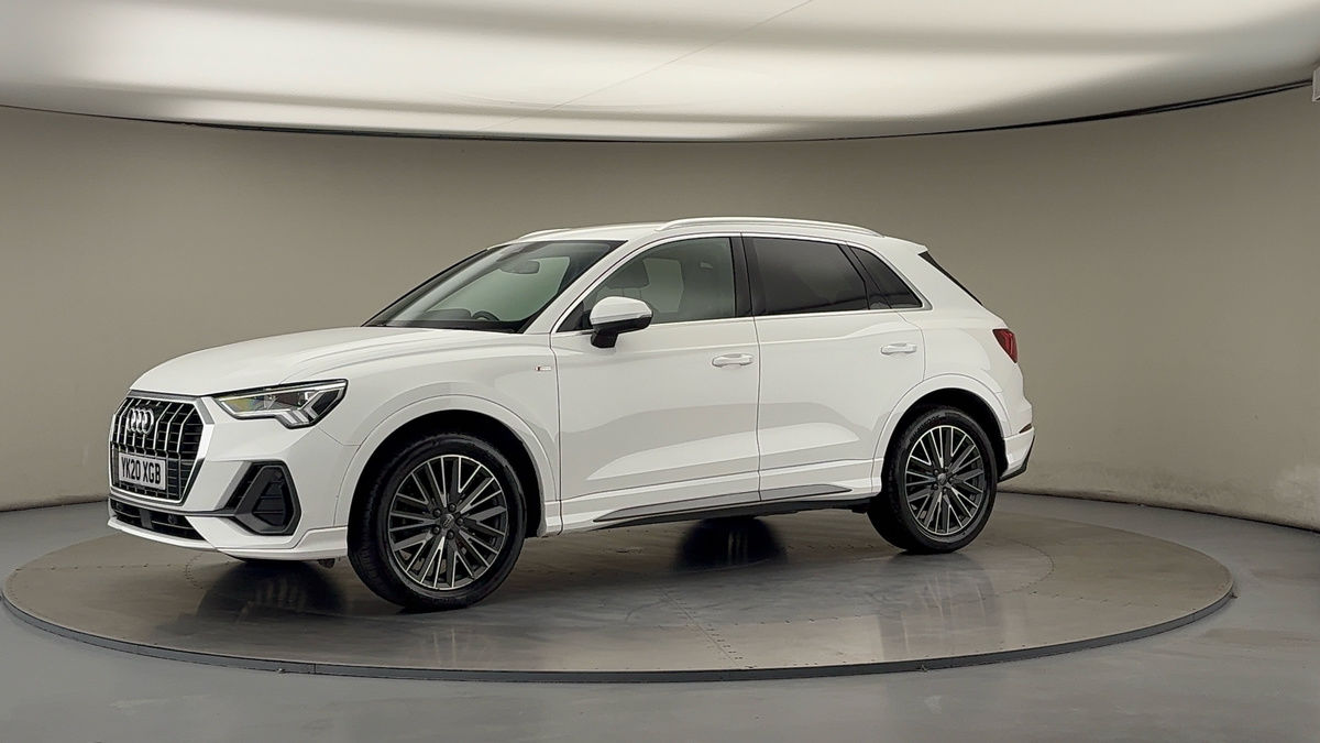 More views of Audi Q3