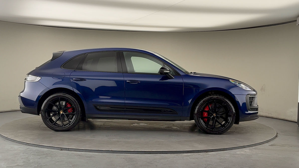 Porsche Macan Image 16