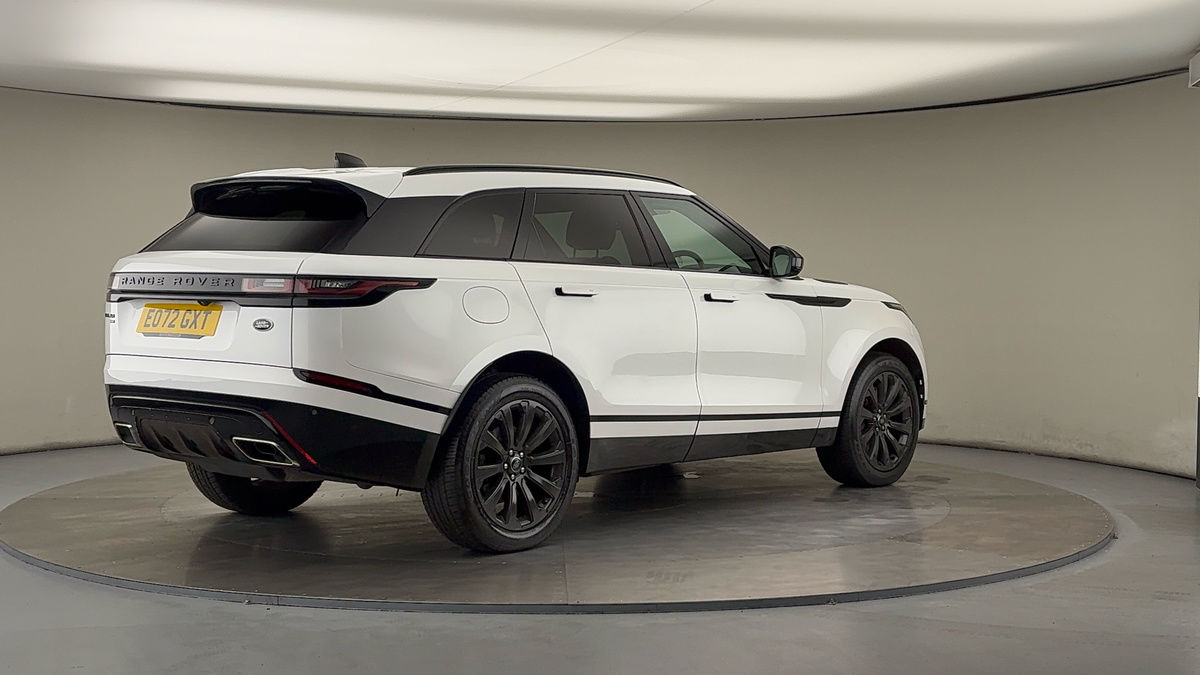 Land Rover Range Rover Velar Image 21