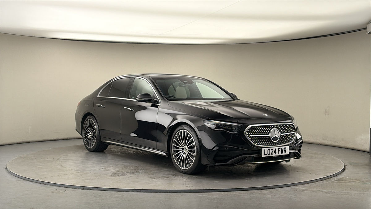 Mercedes-Benz E Class Sticky Header Image