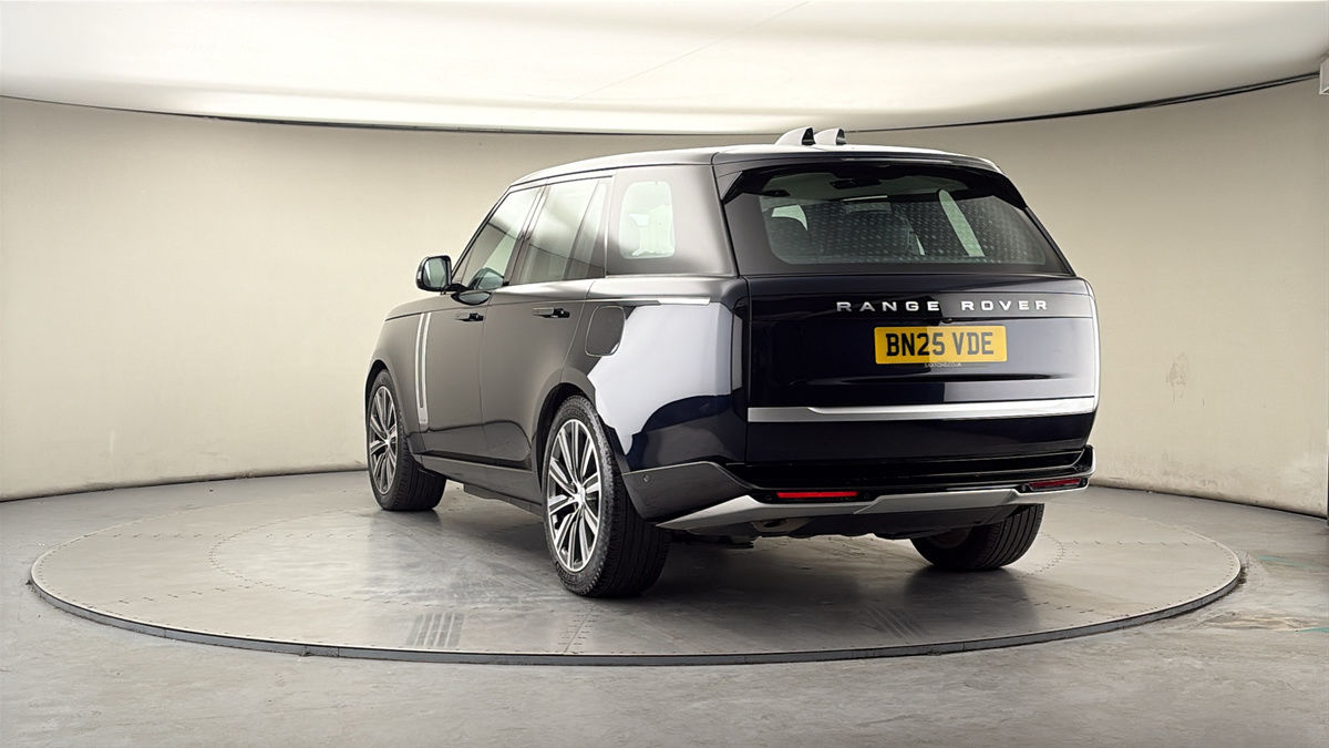 More views of Land Rover Range Rover