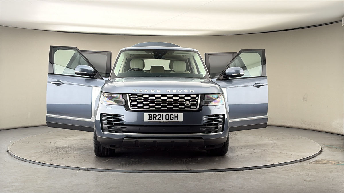 More views of Land Rover Range Rover