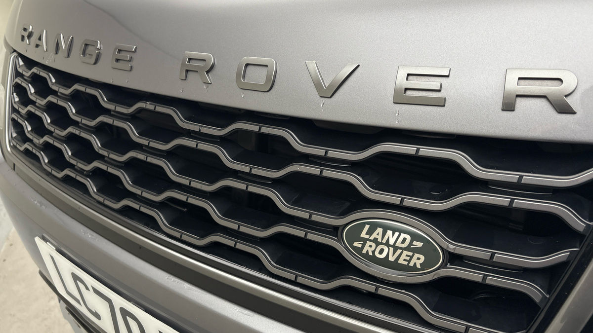 Land Rover Range Rover Sport Image 24