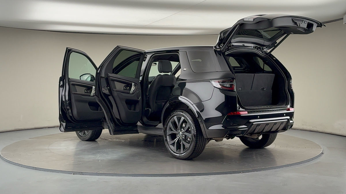 More views of Land Rover Discovery Sport
