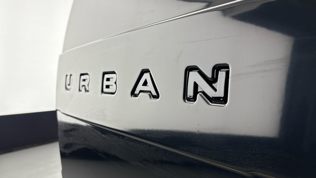 Land Rover Defender 110 Urban Image 30